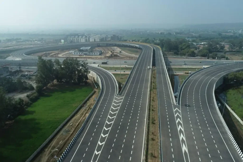 Delhi-Mumbai Expressway, India’s longest expressway connecting six states