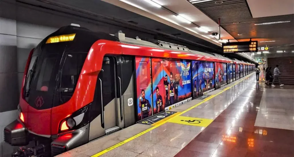 lucknow metro India