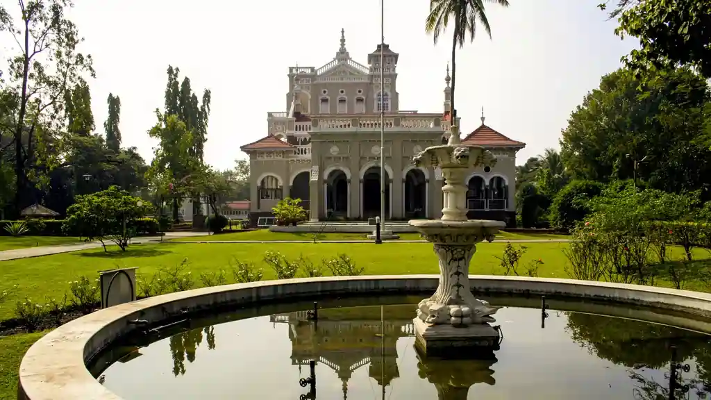 Pune top places to live india